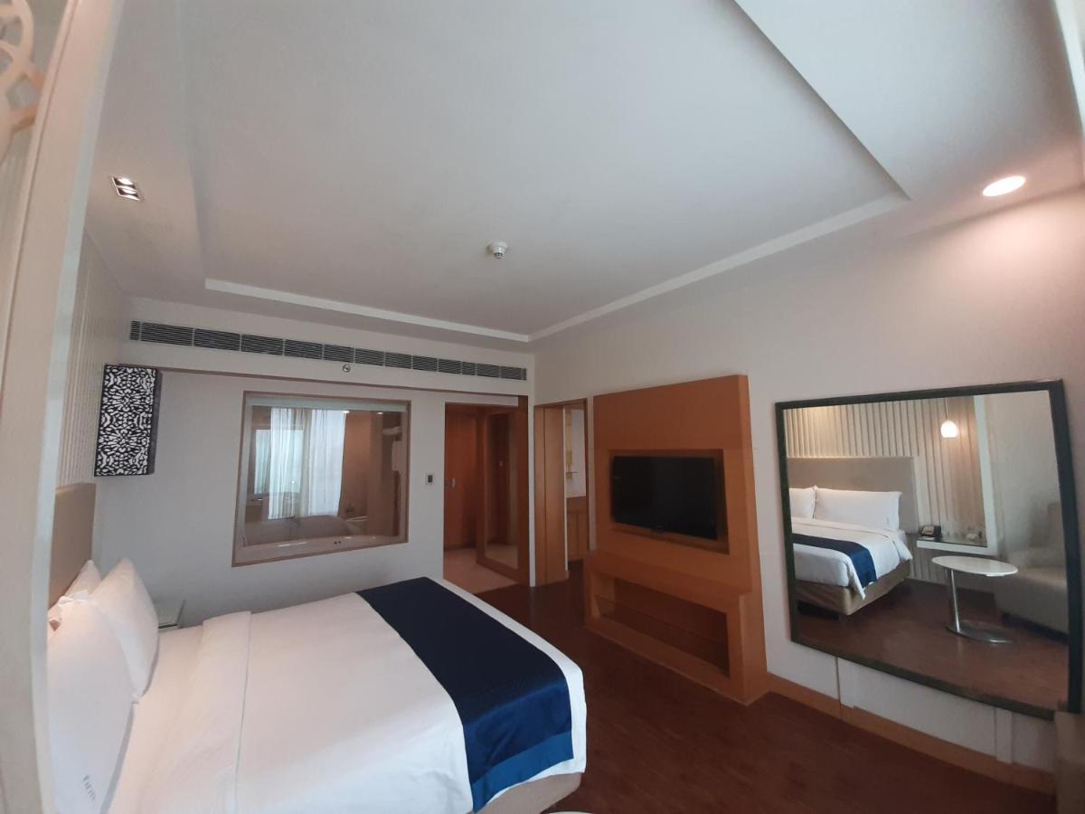 Holiday Inn Amritsar Ranjit Avenue By Ihg Eksteriør billede