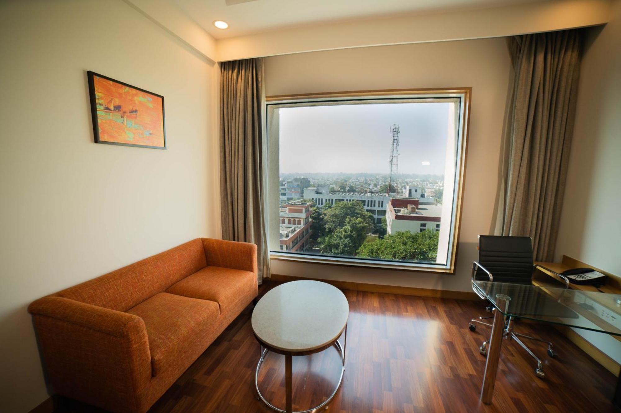 Holiday Inn Amritsar Ranjit Avenue By Ihg Eksteriør billede